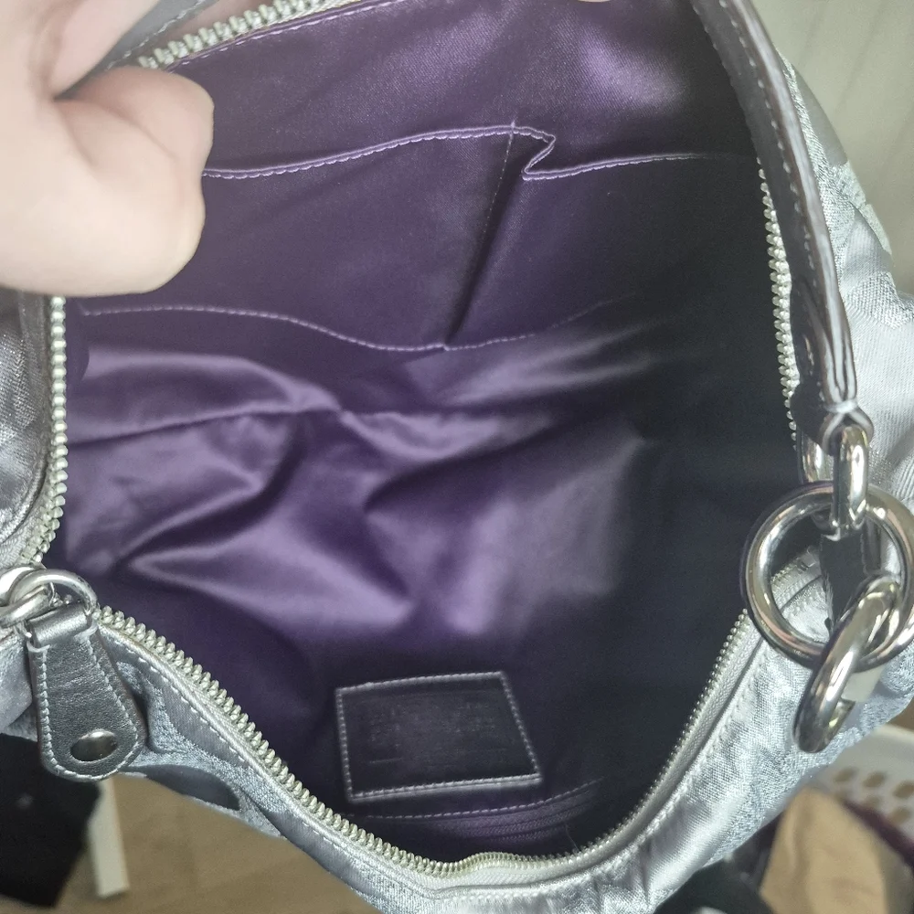 Coach Madison Maggie Op Art Shoulder Bag Silver - Picture 6 of 6